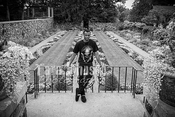Gerrard McCoy @ Cranbrook Gardens - BW - TJP (78 of 127)