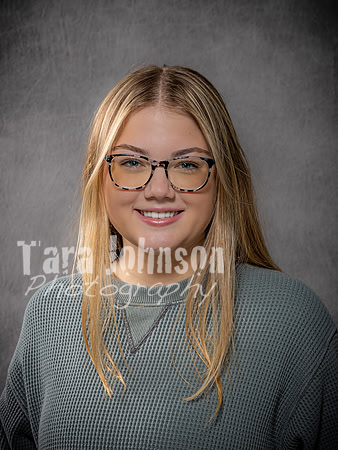 2024 LHS Class Officer Headshots (9 of 15)