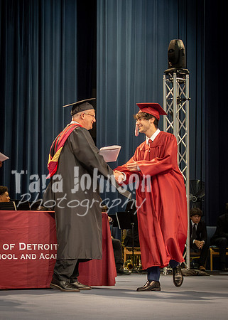 UDJ Graduation 2025 - Handshake (200 of 346)