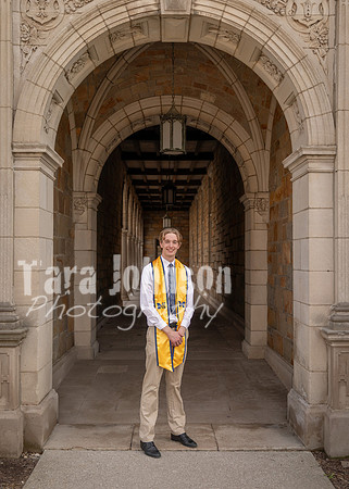 Emma & Friends Grad Photos W25 (96 of 96)