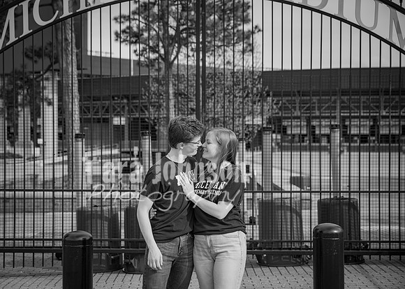 24 U of M Grad Photos - Audrey-92