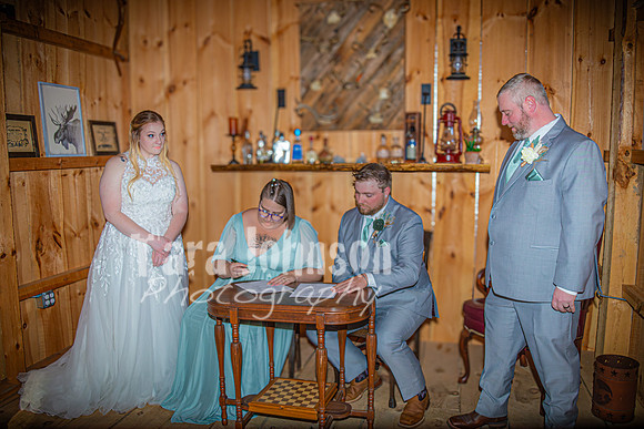 Michael & Ashlee McGrath - The Certificate - TJP (8 of 10)