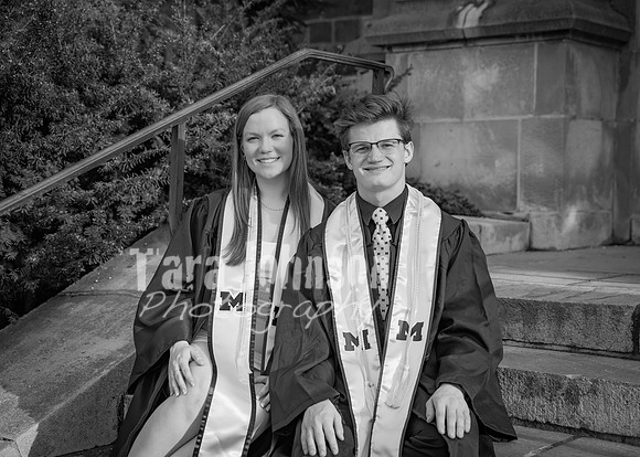 24 U of M Grad Photos - Audrey-192