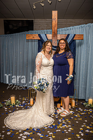 Mitch & Kelly - Kelly with Friends & Family - TJP (7 of 15)