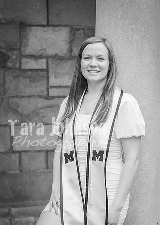 24 U of M Grad Photos - Audrey-110