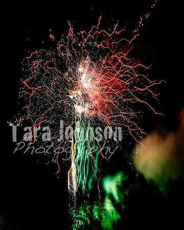 2024 LHS - Fireworks - TJP (52 of 62)