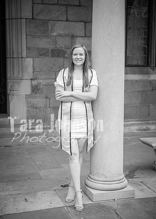 24 U of M Grad Photos - Audrey-116