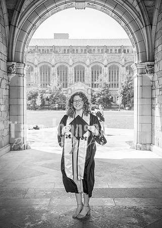 24 Grad Pictures - Kara BW-44
