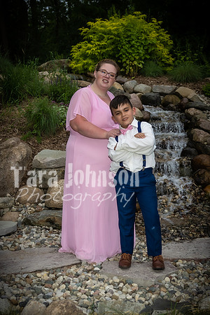 Jordan & Britney - Candids, Farm & Sparklers (99 of 147)