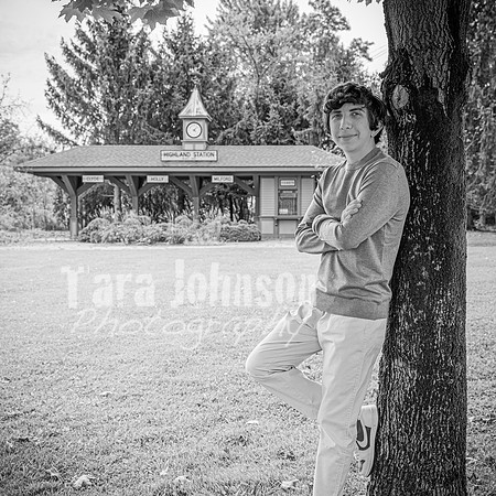 Corbin Gibson @ Highland Depot Tracks - BW - TJP (37 of 43)