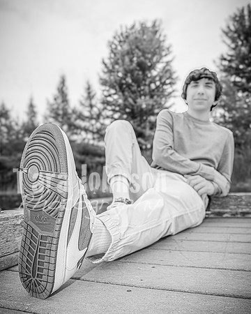 Corbin Gibson @ Highland Depot Tracks - BW - TJP (9 of 62)
