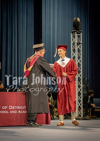UDJ Graduation 2025 - Handshake (322 of 346)