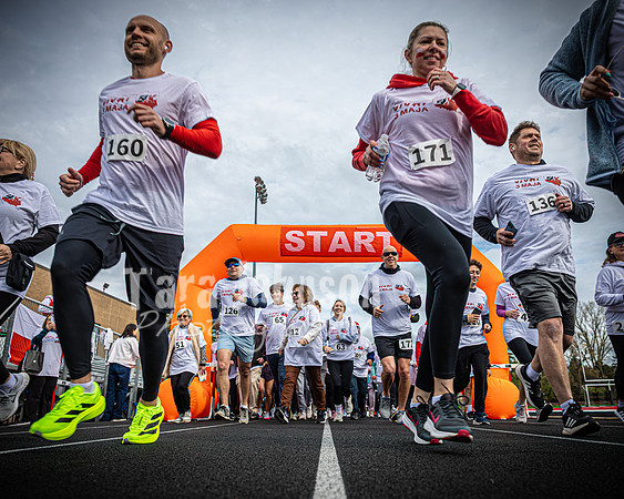 2025 Vivat 5K - Prerace - TJP (54 of 86)