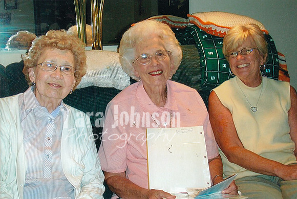 2008 Linda, Shirley & Loie