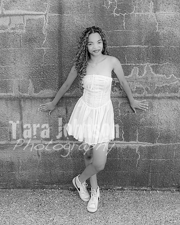 Anna Allen @ Central Park in Milford - BW - TJP (79 of 100)