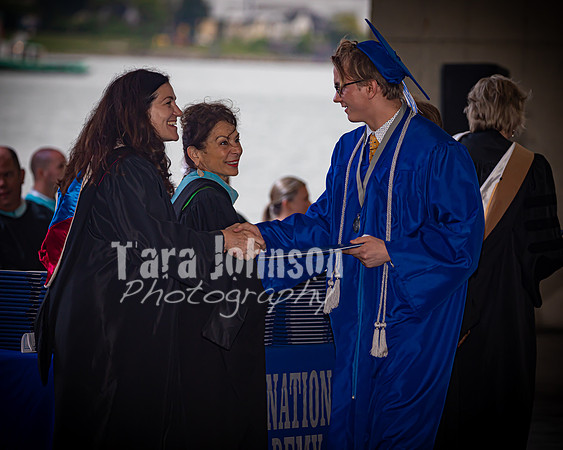 22 IA Grad - Angle #4 Sup-Board-AP - West - TJP (43 of 207)