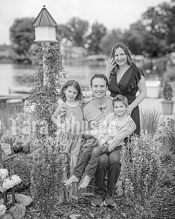Sculthorpe Family @ Cedar Island - BW - TJP (21 of 58)