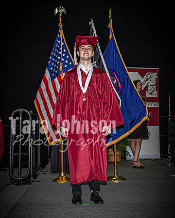 22 MHS Grad - Angle #2 Flags - TJP (229 of 297)