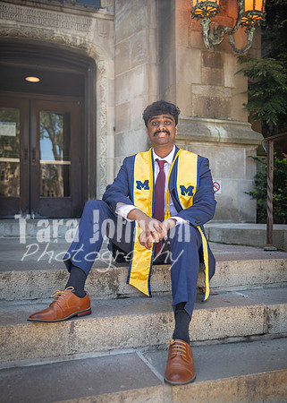 24 A. G. & S. Senior Photos (85 of 201)