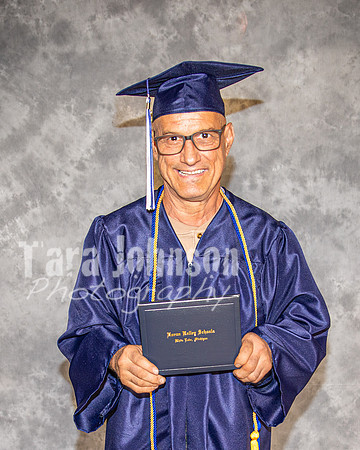 2024 HHS-AE Graduation - AE Headshots - TJP (17 of 31)
