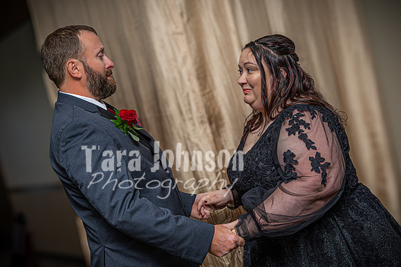 Eric & Elyse - First Look, First Touch - TJP (17 of 28)
