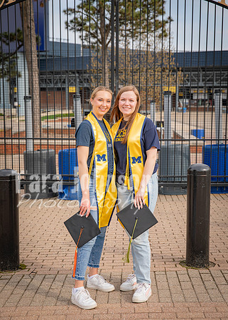 24 U of M Grad Photos - Audrey-51