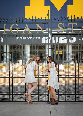 Kera & Friends Grad Photos W25 (160 of 259)