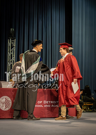 UDJ Graduation 2025 - Handshake (285 of 346)