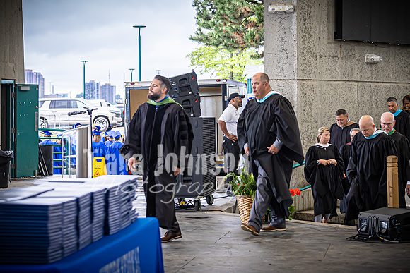 22 IA Grad - Angle #1 Entrance - TJP (17 of 332)
