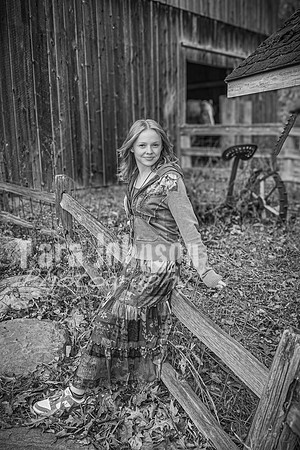 Baily Hagg @ Kensington Farm - BW - TJP (9 of 58)