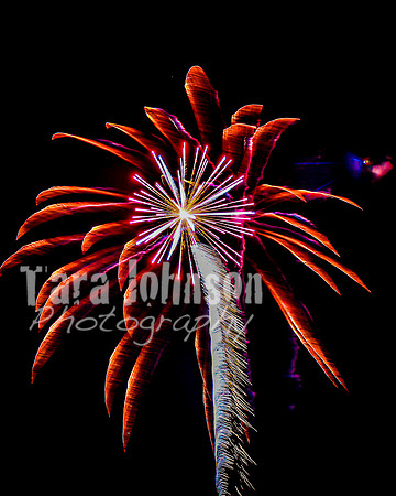 2022 LHS Fireworks - TJP (31 of 90)