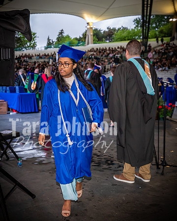 22 IA Grad - Angle #4 Celebration Walk - TJP (190 of 345)