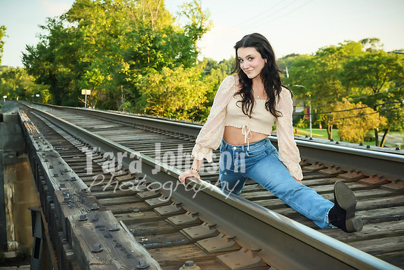 Aubrey Snavley - Color - TJP (21 of 45)