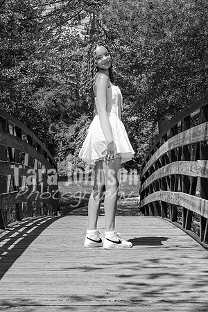 Anna Allen @ Central Park in Milford - BW - TJP (97 of 100)