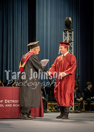 UDJ Graduation 2025 - Handshake (318 of 346)