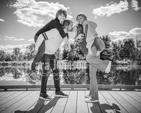 Gillert Family - BW - TJP (27 of 32)