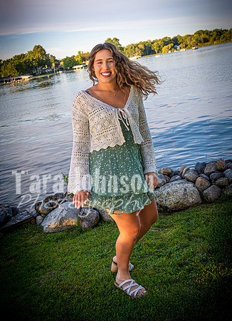 Mia DeRose @ Cedar Island - Color - TJP (2 of 100)