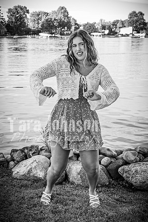 Mia DeRose @ Cedar Island - BW - TJP (9 of 100)