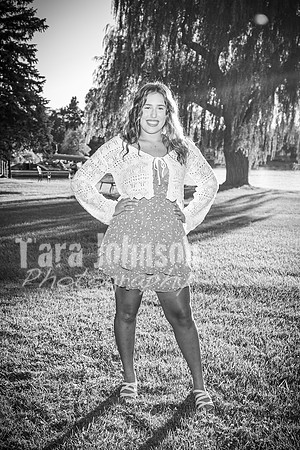 Mia DeRose @ Cedar Island - BW - TJP (12 of 100)