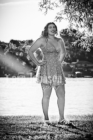 Mia DeRose @ Cedar Island - BW - TJP (23 of 100)