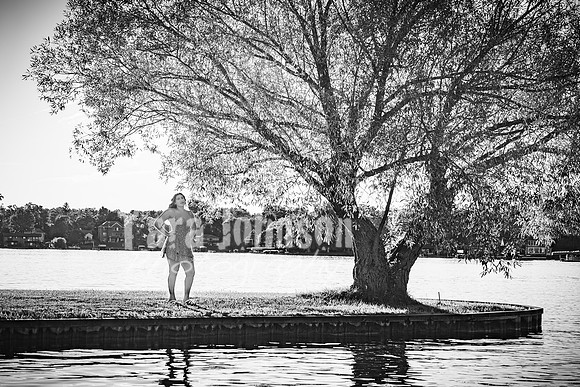Mia DeRose @ Cedar Island - BW - TJP (20 of 100)