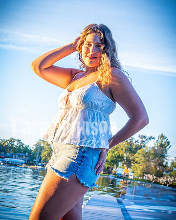 Mia DeRose @ Cedar Island - Color - TJP (54 of 100)
