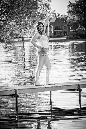 Mia DeRose @ Cedar Island - BW - TJP (43 of 100)