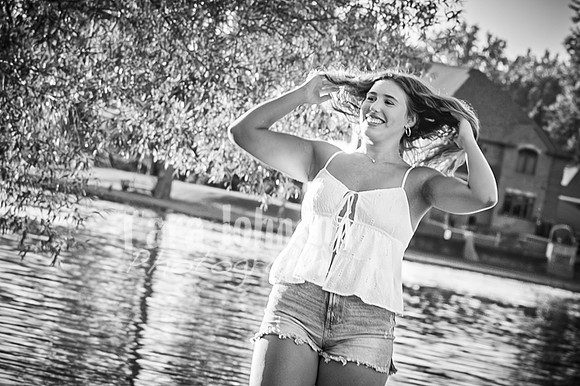 Mia DeRose @ Cedar Island - BW - TJP (44 of 100)