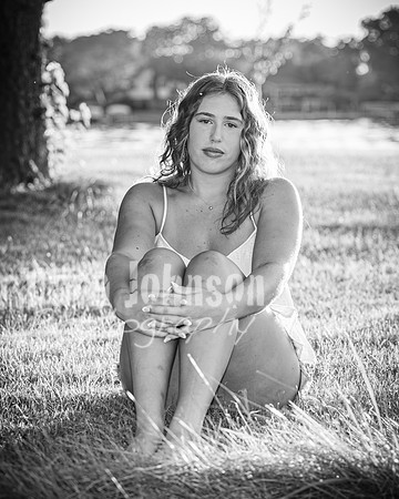 Mia DeRose @ Cedar Island - BW - TJP (57 of 100)