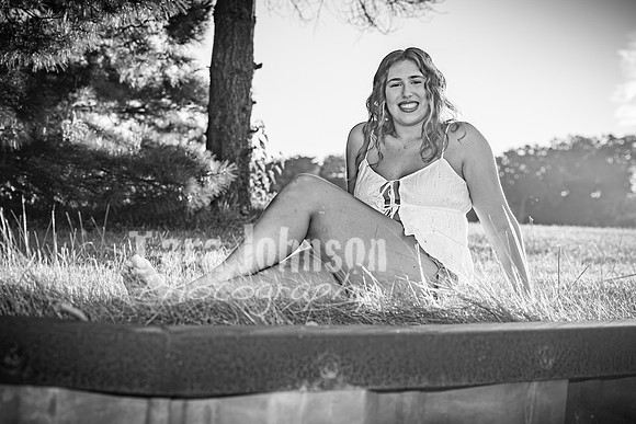 Mia DeRose @ Cedar Island - BW - TJP (60 of 100)