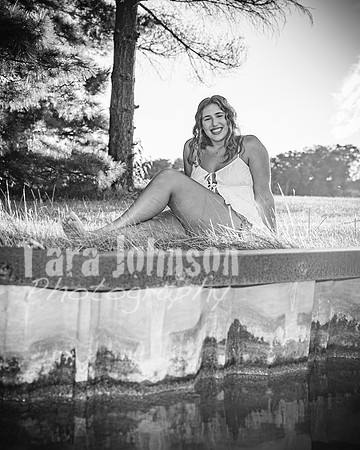 Mia DeRose @ Cedar Island - BW - TJP (61 of 100)