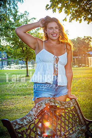 Mia DeRose @ Cedar Island - Color - TJP (69 of 100)
