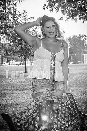 Mia DeRose @ Cedar Island - BW - TJP (69 of 100)