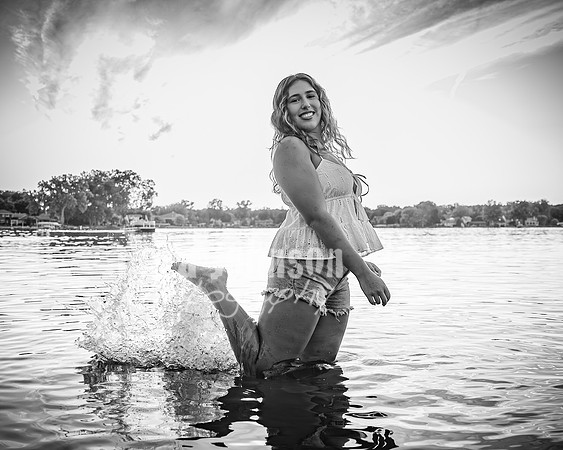 Mia DeRose @ Cedar Island - BW - TJP (79 of 100)